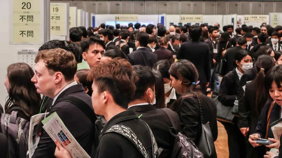 Thách thức của Nhật Bản trong phát triển nguồn nhân lực toàn cầu: Chính sách, tiến triển và chặng đường phía trước