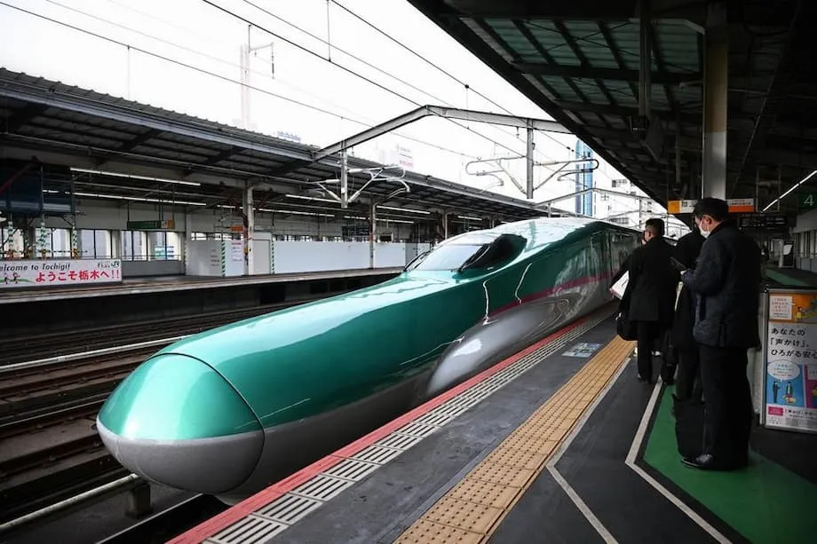Mưa lớn khiến tuyến Akita Shinkansen ngừng hoạt động, Nhật Bản ban bố cảnh báo khẩn cấp cao nhất ở miền Bắc