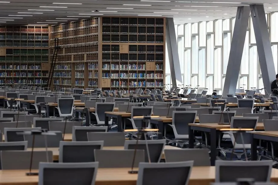 Vì sao số sinh viên rời các trường đại học hàng đầu Hàn Quốc để theo học y khoa tăng kỷ lục