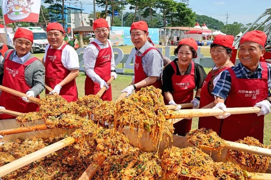 Đón mùa thu ở đâu tại Hàn Quốc năm 2025: Lễ hội, vườn đêm và hương vị theo mùa