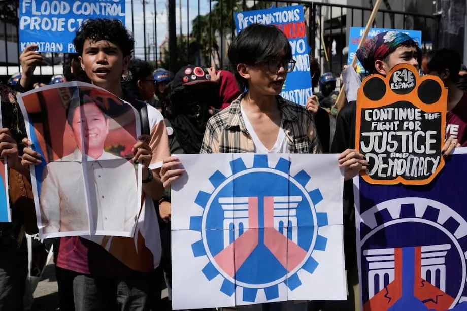 Người dân Philippines phẫn nộ trước cáo buộc tham nhũng trong quỹ kiểm soát lũ
