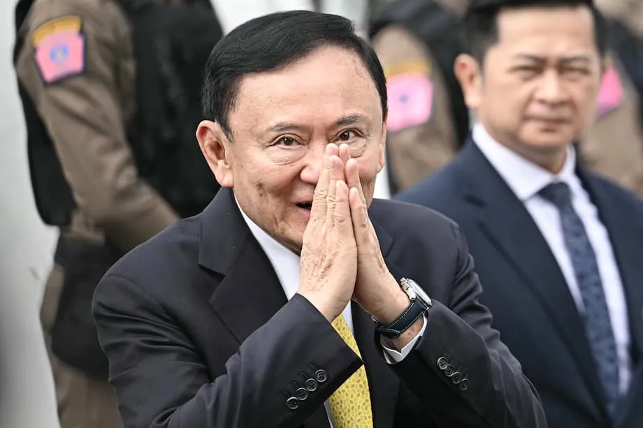 Tòa án Tối cao Thái Lan buộc Thaksin Shinawatra đi tù sau khi xác định thời gian nằm viện là trái pháp luật