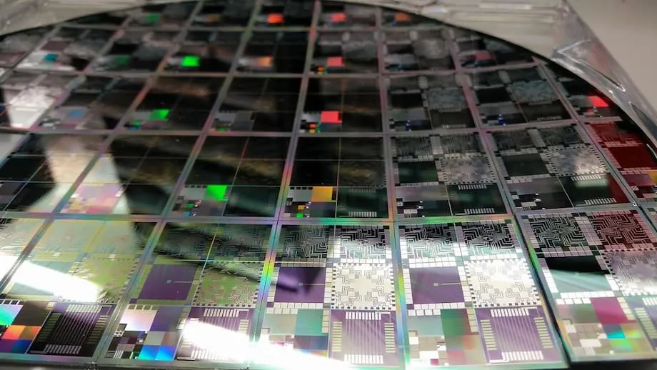 Trung Quốc nhắm vào Nvidia và các nhà sản xuất chip Mỹ với cáo buộc chống độc quyền và bán phá giá khi căng thẳng công nghệ gia tăng