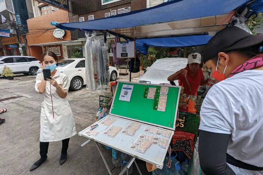 Thái Lan chuyển tiền từ vé số không trúng thành tiết kiệm hưu trí, đồng thời triển khai xổ số hưu trí mới