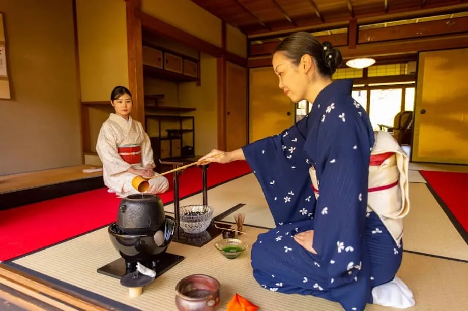 Cơn sốt matcha mở ra cơ hội cho trà đạo Nhật Bản