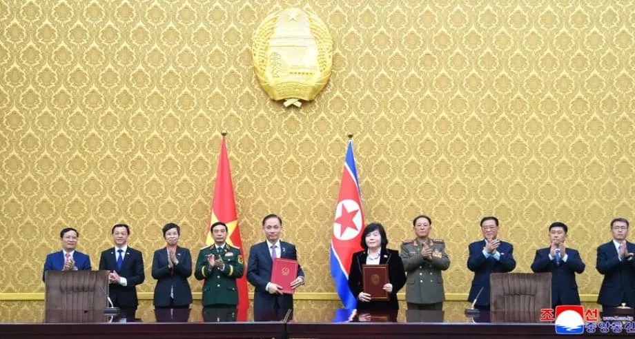 Triều Tiên và Việt Nam ký các thỏa thuận hợp tác mới về quốc phòng, y tế và truyền thông