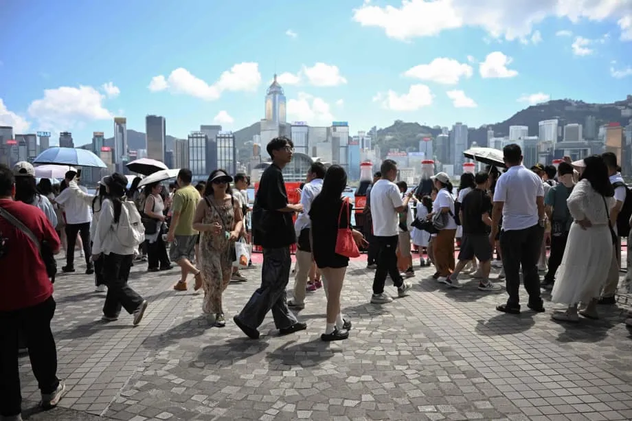 Thương hiệu Trung Quốc đại lục vượt Hong Kong về bán lẻ và sức hút với người tiêu dùng