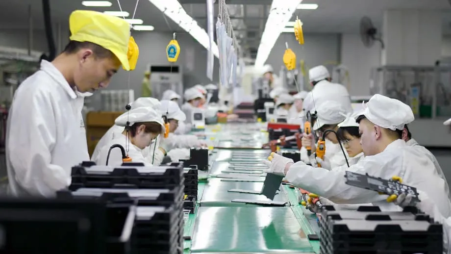 Trung Quốc vươn lên dẫn đầu thế giới về pin xe điện như thế nào