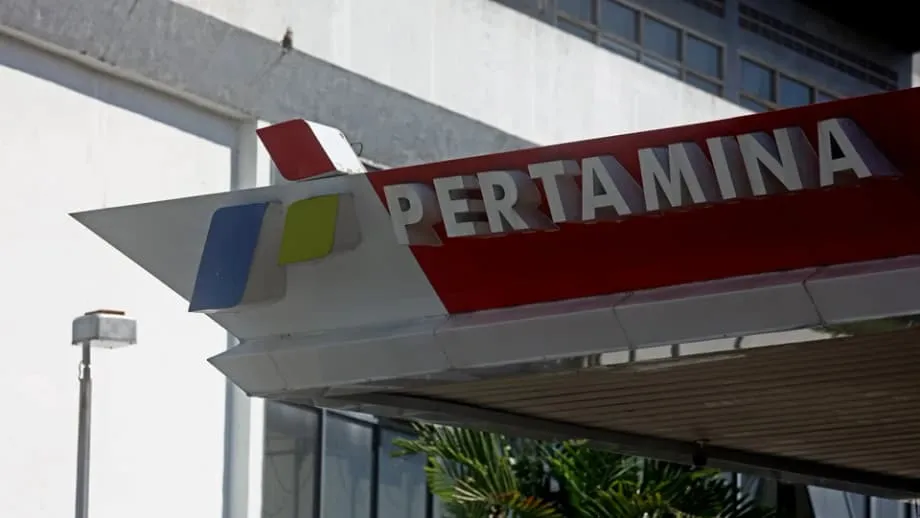 Shell mua 100.000 thùng xăng từ Pertamina khi Indonesia xử lý tình trạng thiếu nhiên liệu tại các trạm xăng tư nhân