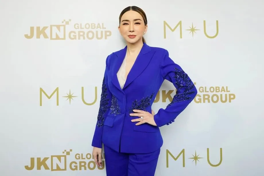 Tòa án Thái Lan phát lệnh bắt đồng chủ sở hữu Miss Universe khi vụ án lừa đảo thêm căng thẳng