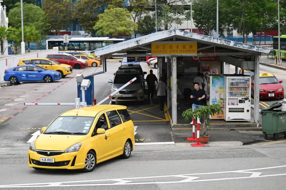 Singapore và Malaysia nới quy định taxi, cho phép trả khách ở mọi nơi và tăng đội xe được cấp phép