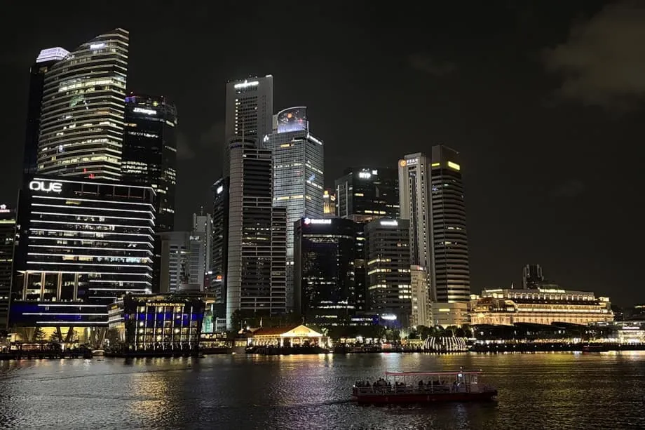 Bước đi mạnh mẽ của Singapore nhằm bảo vệ biên giới: Chỉ thị cấm lên máy bay để ngăn hành khách có nguy cơ cao