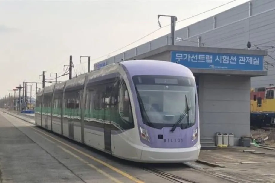 Seoul đưa xe điện mặt đất trở lại sau 58 năm với tuyến Wirye chạy bằng pin
