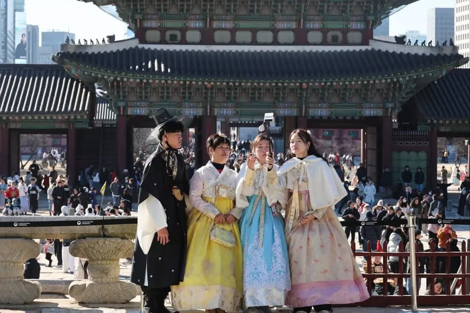 Seoul hưởng lợi từ khó khăn của Tokyo: Du khách dịp Tết Nguyên đán vẽ lại bản đồ du lịch châu Á