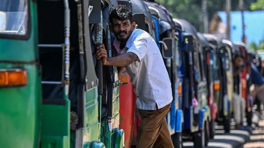 Ba cú sốc dồn dập: Bão Ditwah và chiến tranh Iran đẩy Sri Lanka đến bờ vực