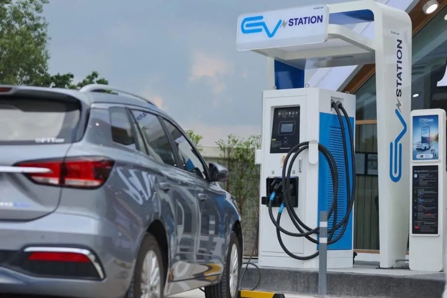 Thái Lan đẩy nhanh phát triển xe điện, đặt mục tiêu 300.000 xe và triển khai chương trình đổi taxi