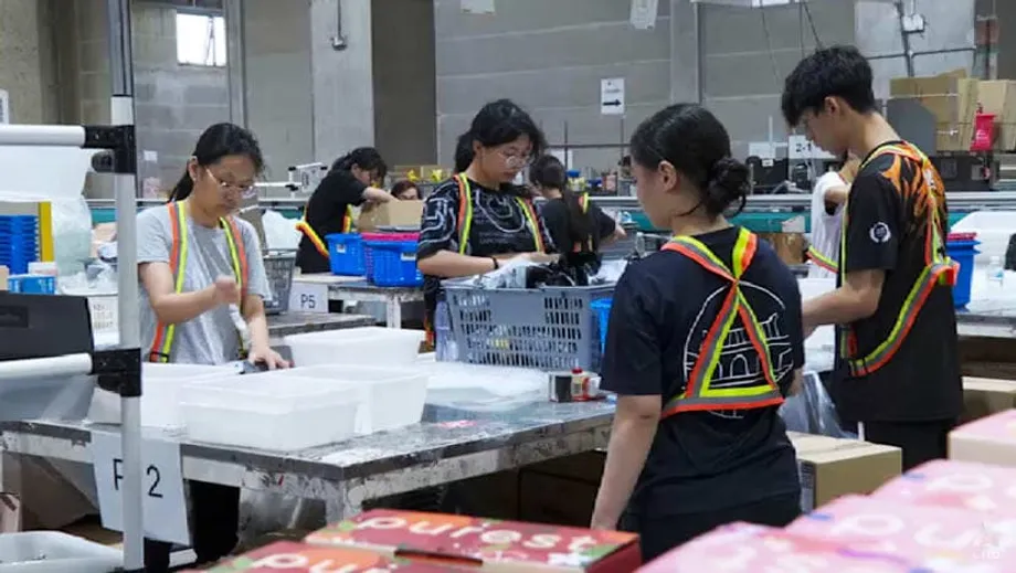 Cơn sốt mua sắm 11.11 gây áp lực lên ngành logistics Singapore
