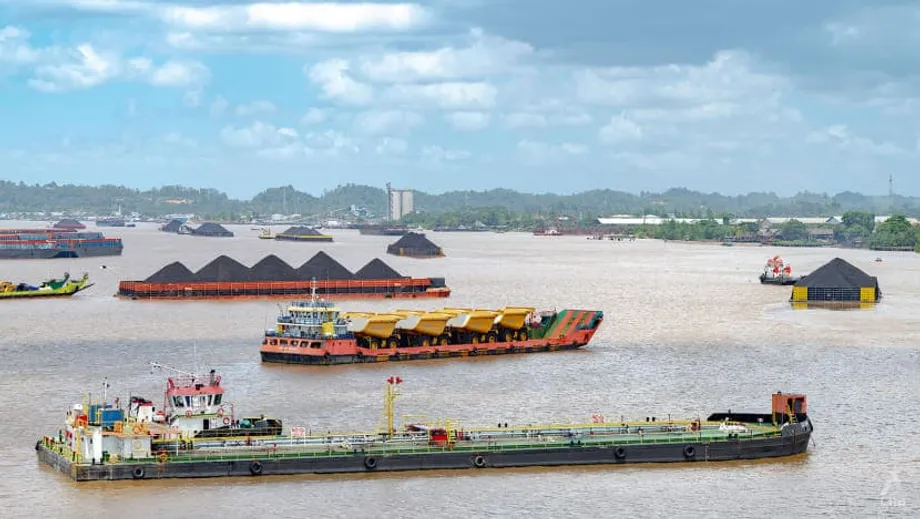 Bị trói buộc: Các hợp đồng than dài hạn kìm hãm quá trình chuyển dịch sang năng lượng sạch ở châu Á