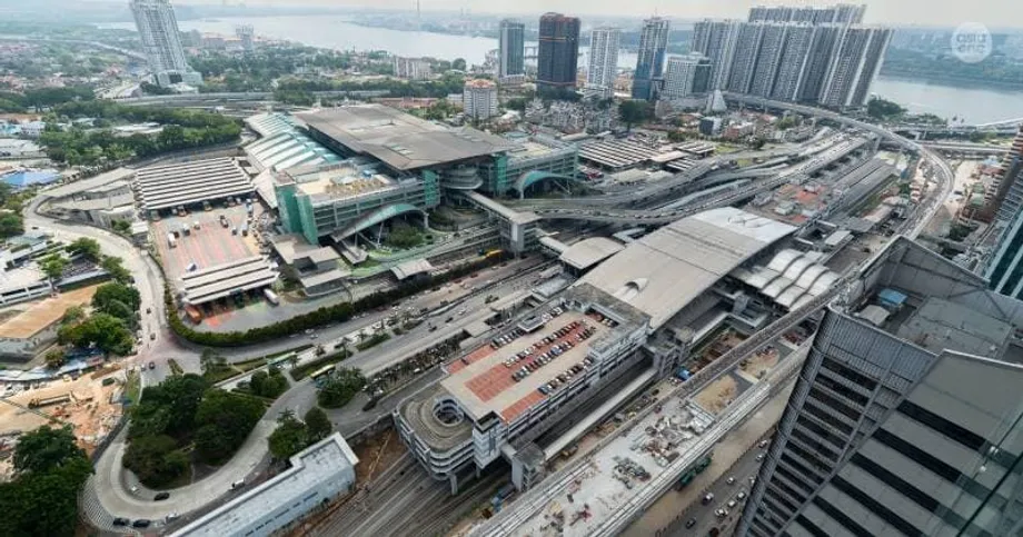 Tài xế taxi Malaysia hoang mang, lo lắng chờ thông tin về quy định mới cho phép trả khách tại Singapore