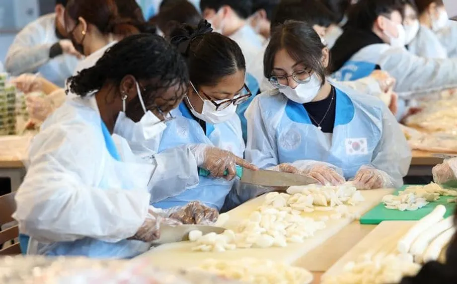 Chiến lược thu hút du học sinh quốc tế của Hàn Quốc đối mặt khủng hoảng khi tình trạng quá hạn visa tăng vọt