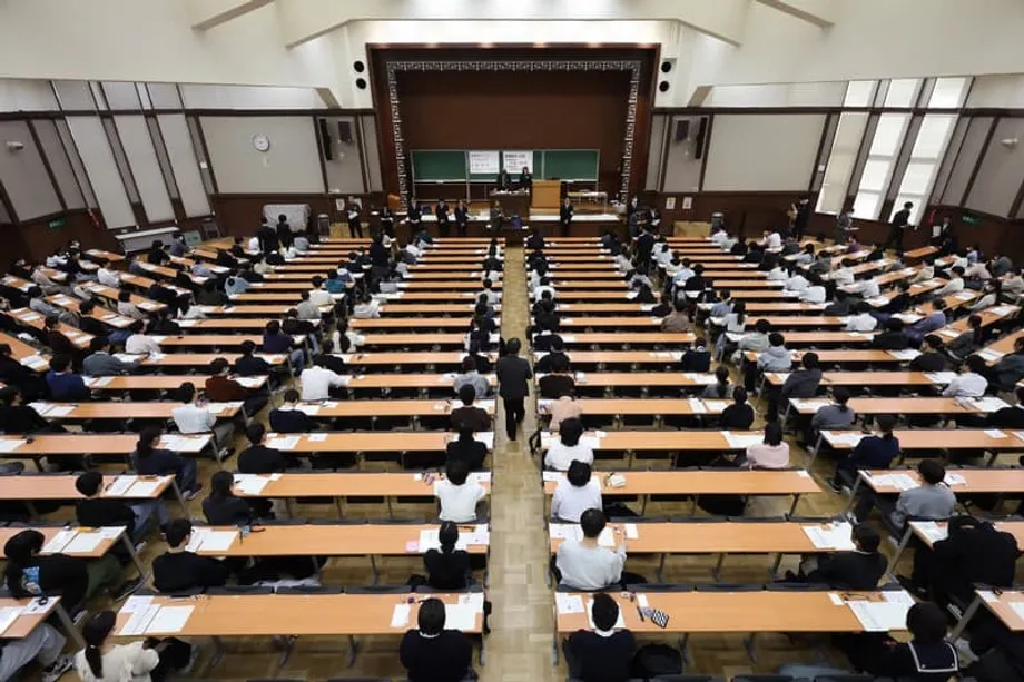 Các trường đại học tư thục Nhật Bản đứng trước bước ngoặt khi khủng hoảng tài chính trầm trọng hơn