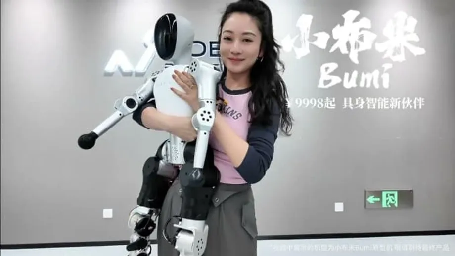 Noetix đưa robot hình người Bumi giá 1.380 USD đến lớp học và gia đình